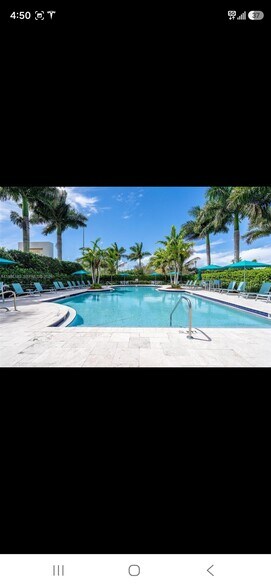 Building Photo - 20914 NW 1st Dr