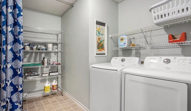 Building Photo - Charming 3-Bedroom End Unit Condo – Prime ...