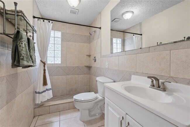 Building Photo - 3606 W Royal Palm Cir