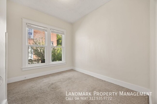 Building Photo - 812 Farragut Pl