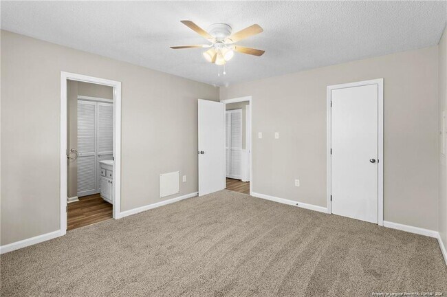Building Photo - 3101 Ansley Dr