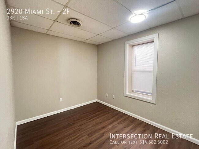 Building Photo - 2920 Miami St