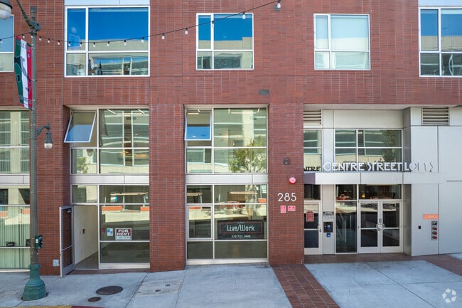 Building Photo - Centre Street Lofts