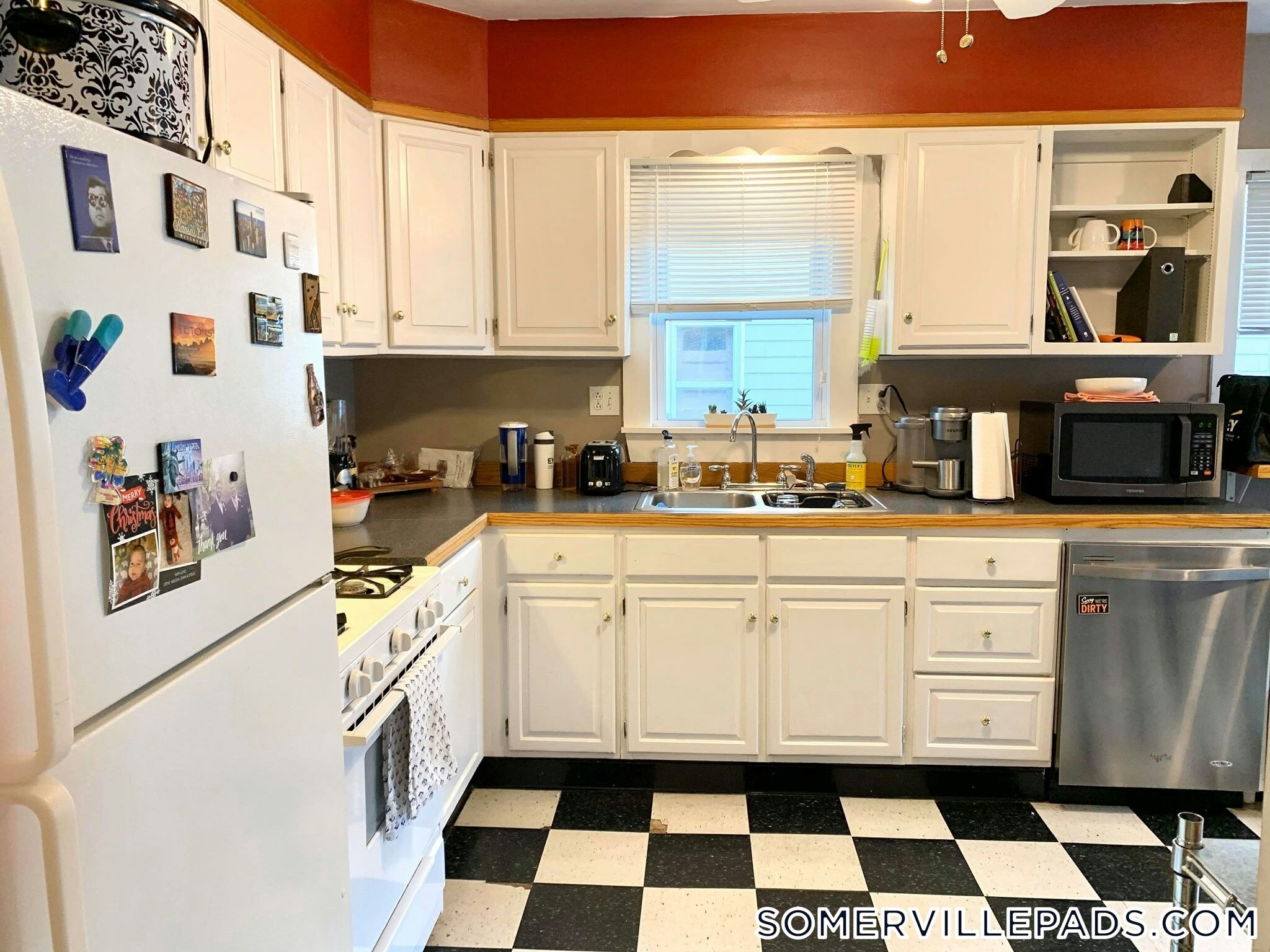 Building Photo - 45 Franklin St