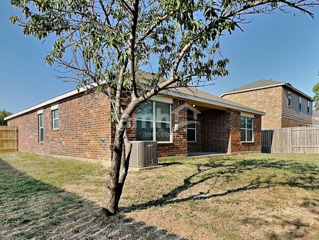 Building Photo - 101 Eider Dr