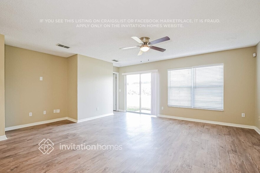 Building Photo - 713 Battery Pointe Dr