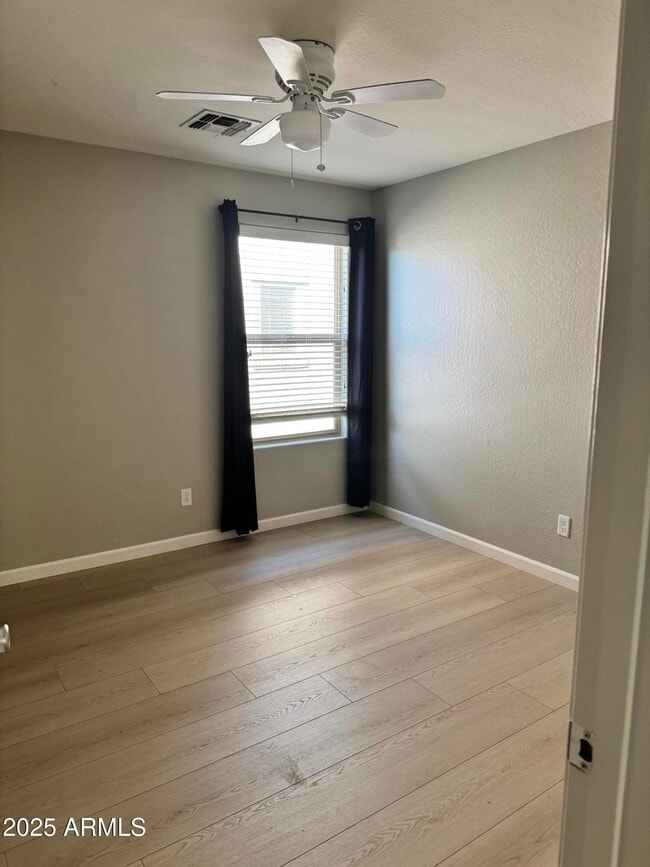 Building Photo - 4057 E Nunneley Rd