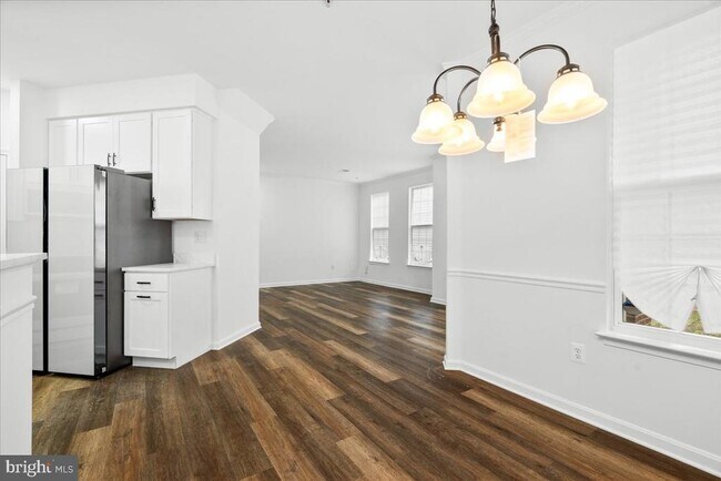 Building Photo - 116 Whiskey Creek Cir