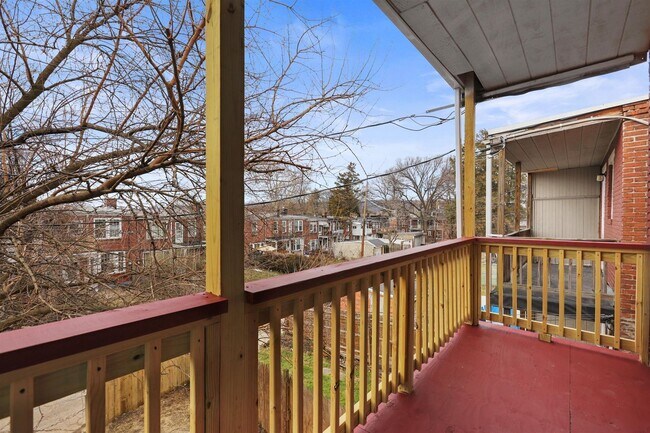 Building Photo - 2626 N 6th St