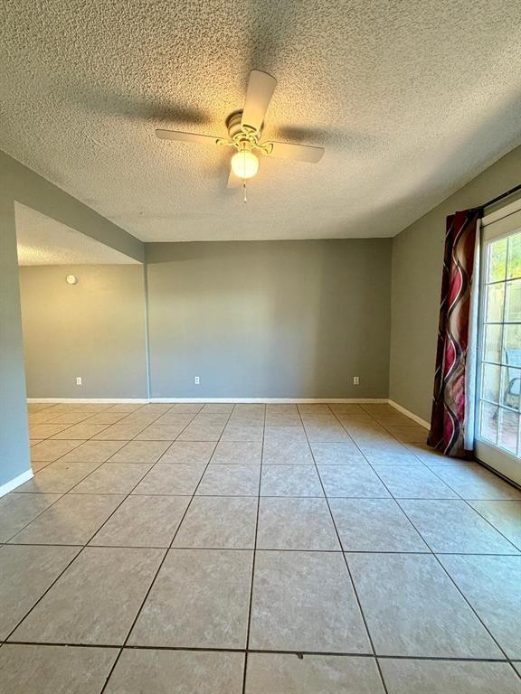 Building Photo - 22726 Gage Loop