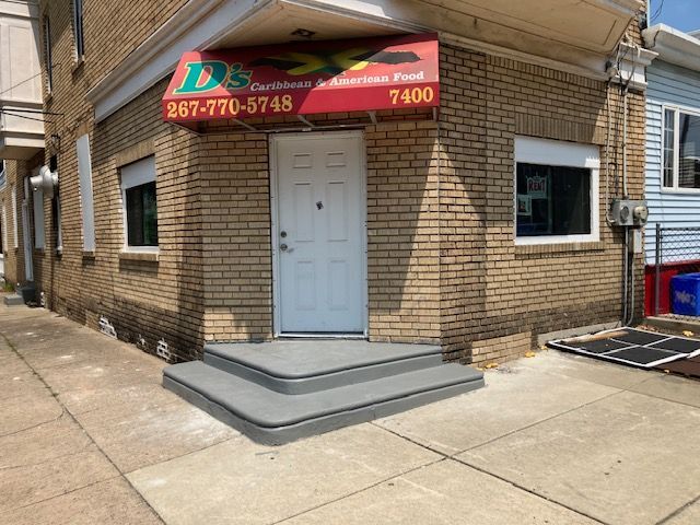 Building Photo - 7400 Lawndale Ave