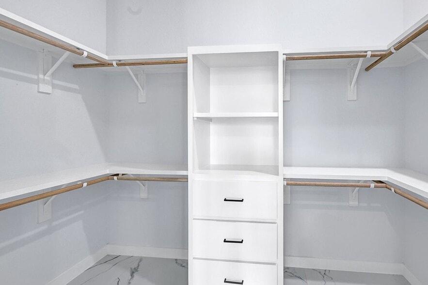 Building Photo - 90 Burress St