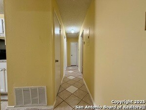 Building Photo - 2002 Cassandra St