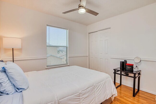 Building Photo - 5249 Jose Cardenas Ln