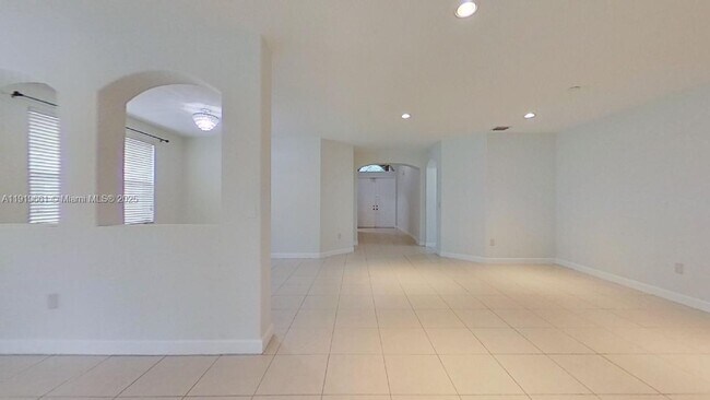 Building Photo - 11229 NW 78th Ln