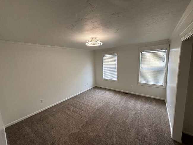 Building Photo - 3391 Wake Cir