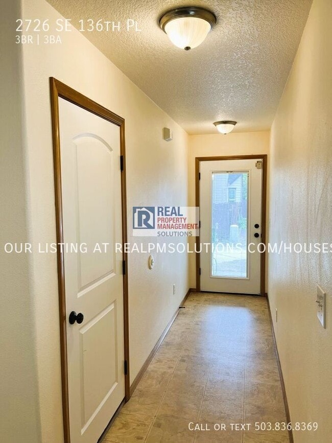 Building Photo - 2726 SE 136th Pl