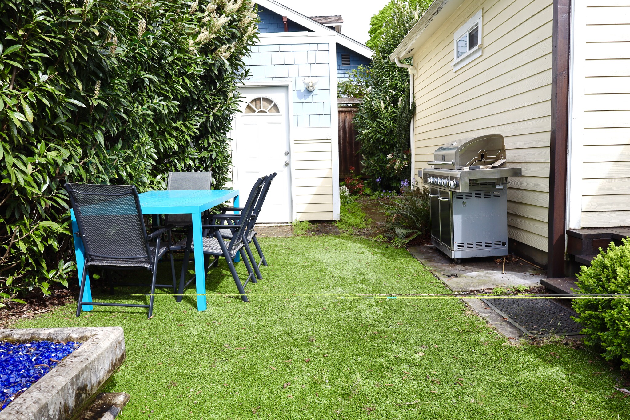 Building Photo - 712 SE 42nd Ave