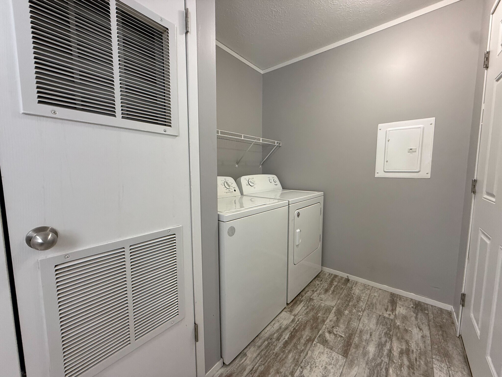 Building Photo - 11827 Cascade Cir