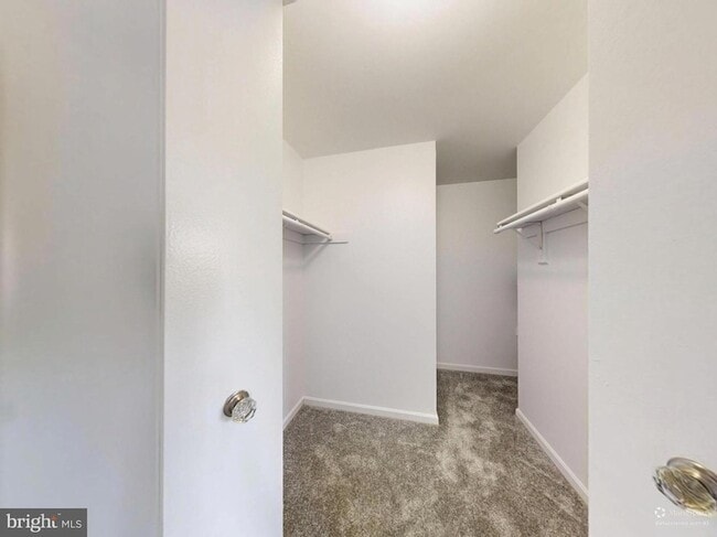 Building Photo - 8105 Kenova Ln