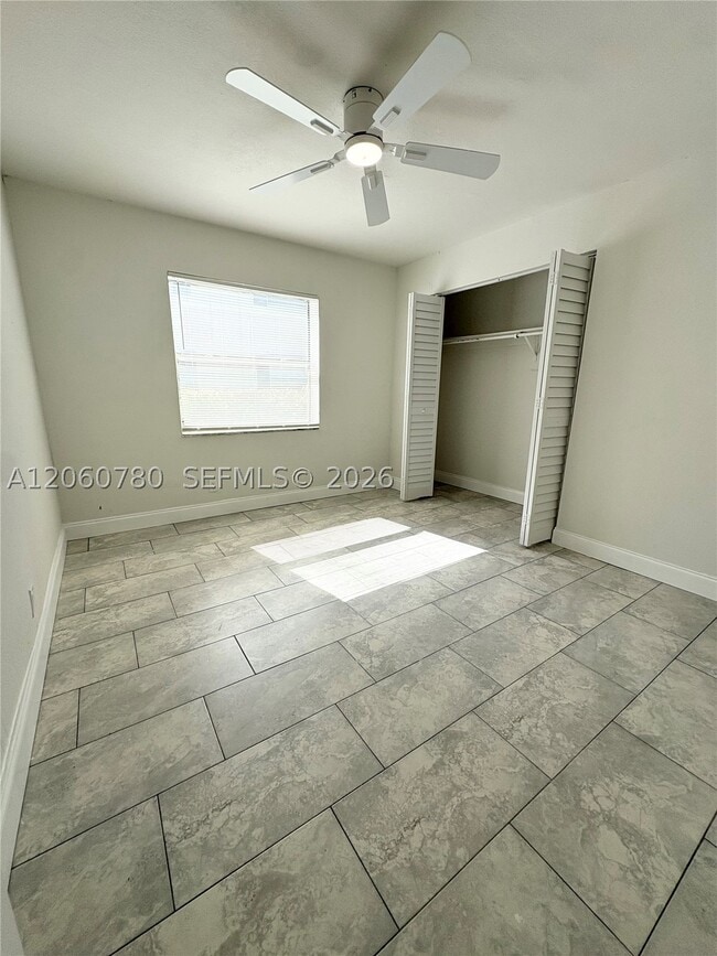 Building Photo - 4119 Woodside Dr