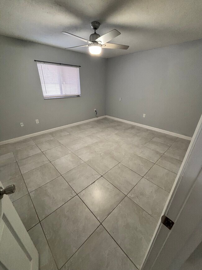 Building Photo - 3059 Gypsy St