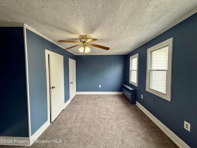 Building Photo - 61 Bowman St