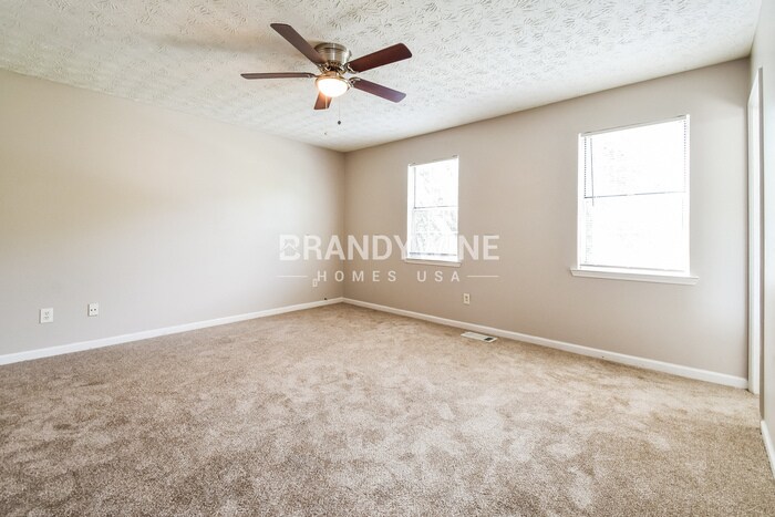 Building Photo - 911 Walnut Creek Ln
