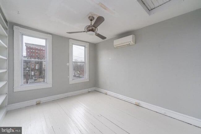 Building Photo - 216 E Biddle St