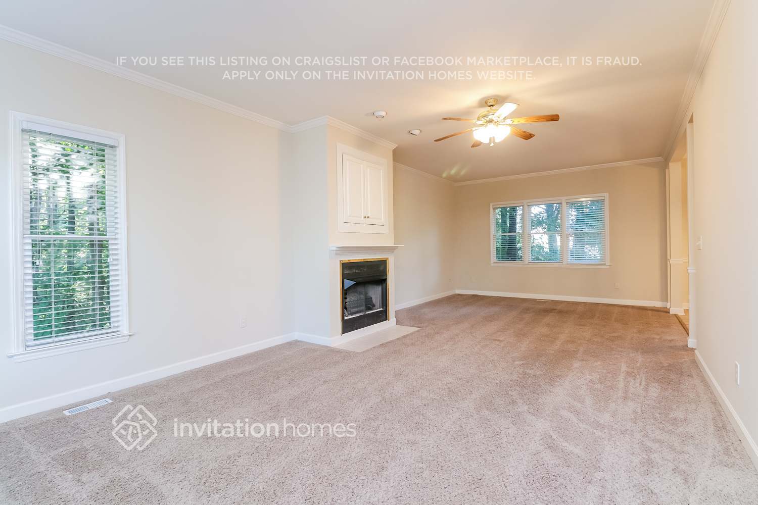 Building Photo - 3700 Turret Ct NE