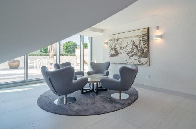 Building Photo - 1180 N Federal Hwy