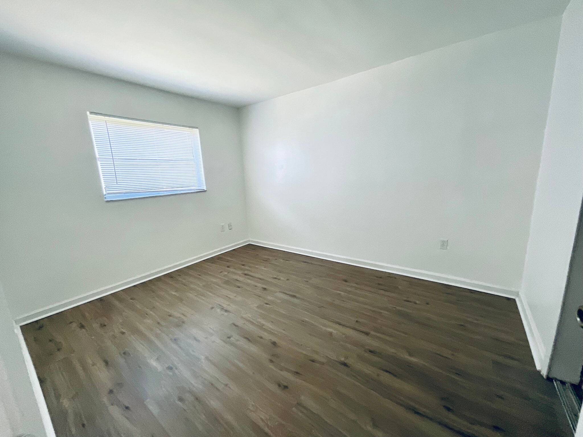 Building Photo - 4343 NW 113th Ter