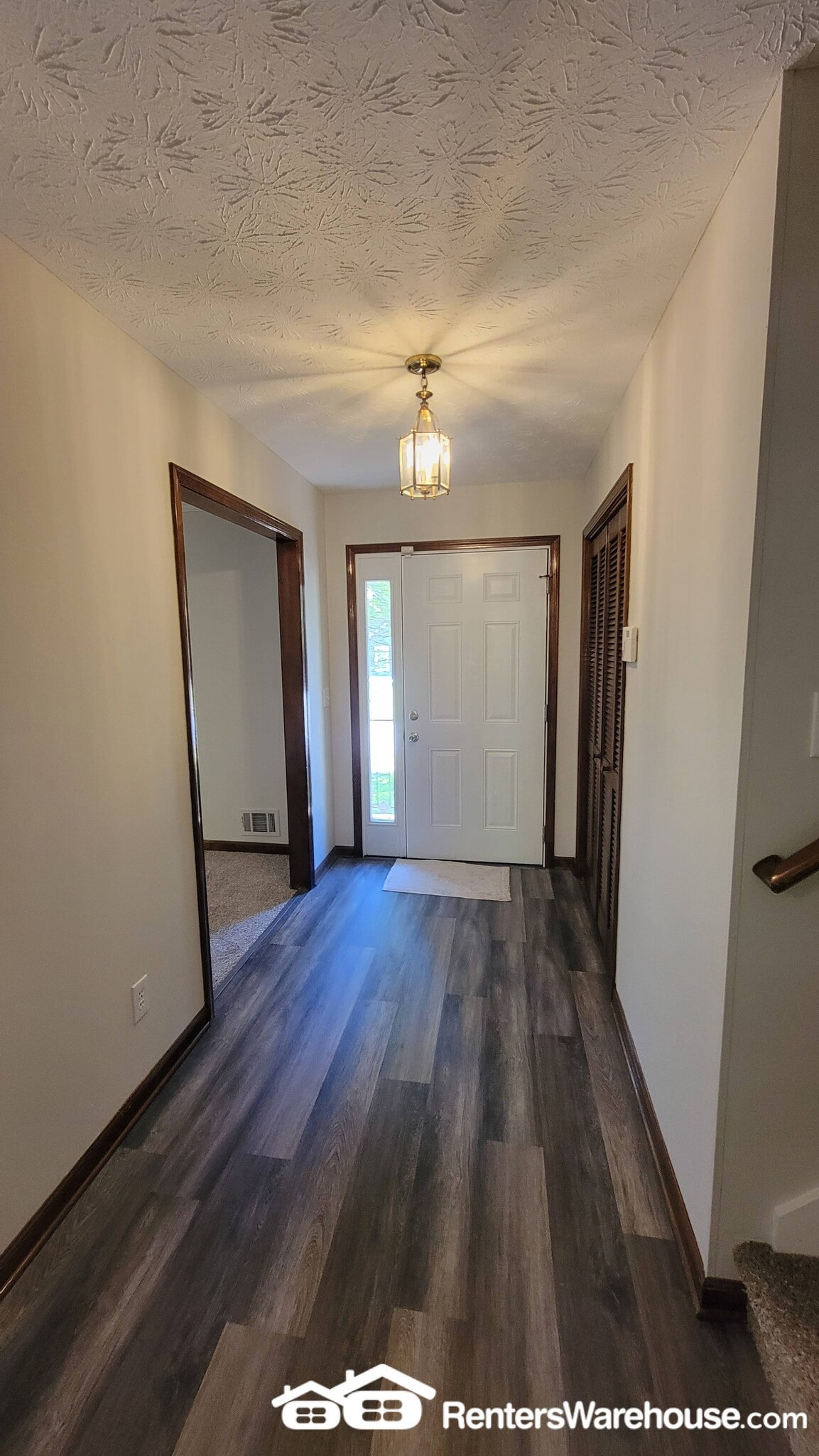 Building Photo - 2532 Mistletoe Ln SW