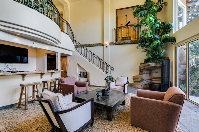 Building Photo - 549 Regents Gate Dr