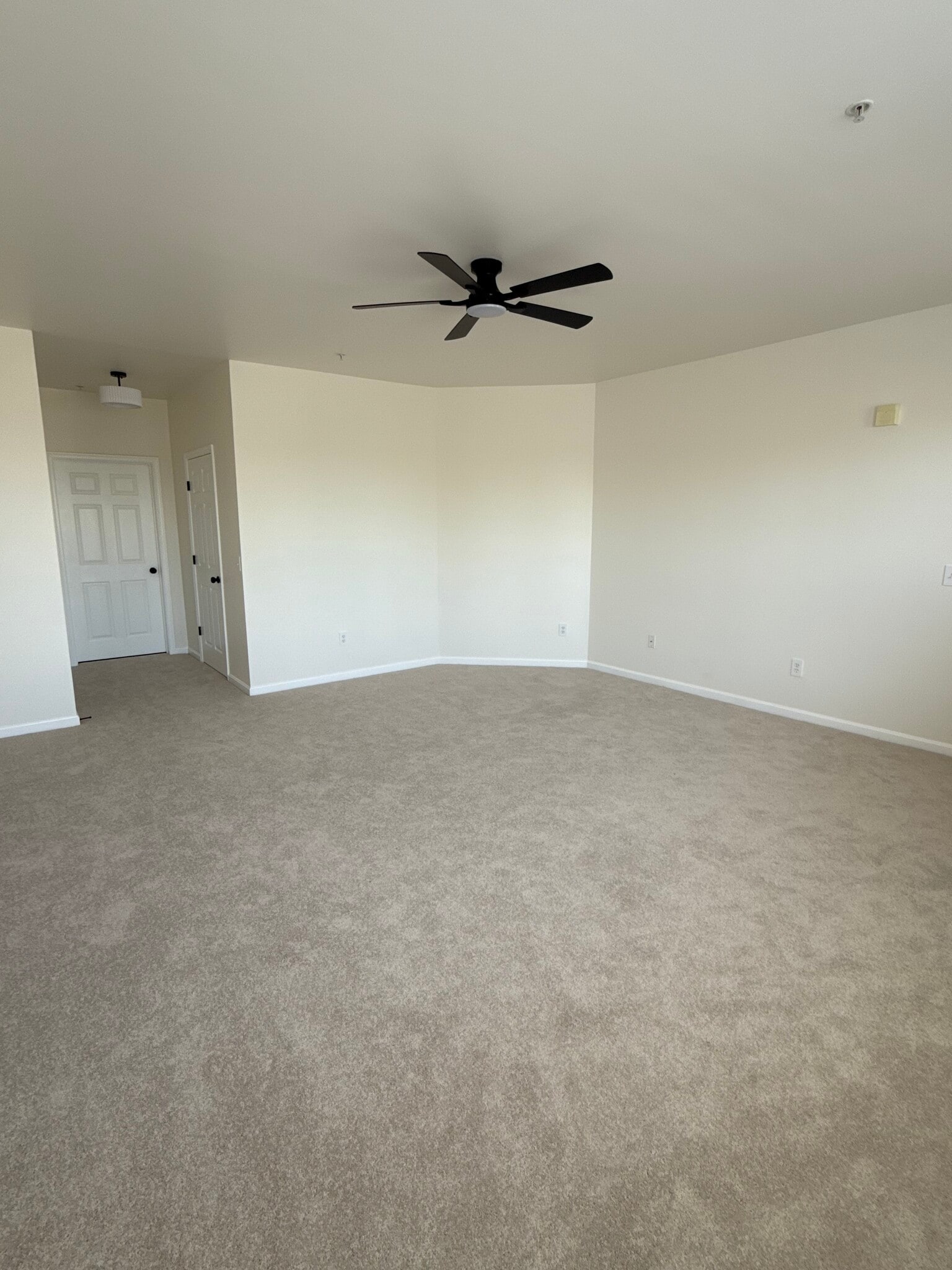 Building Photo - 13851 Belle Chasse Blvd