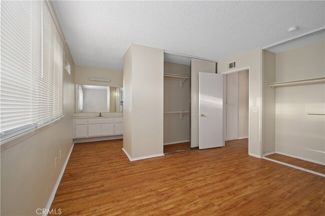 Building Photo - 1650 S Campus Ave