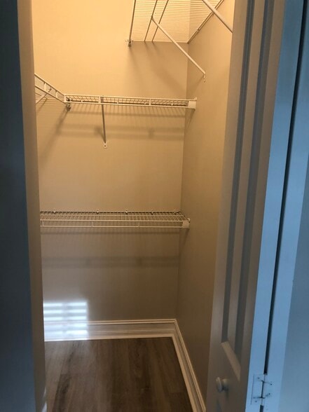 walk in 3rd bedr. - 4412 Hidden Harbour Ter