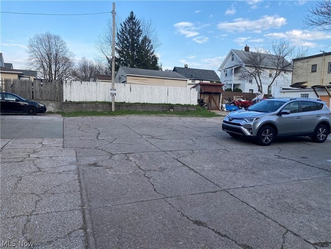 Building Photo - 4435 State Rd