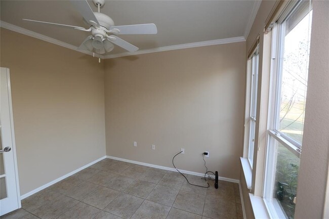 Building Photo - 127 Palmetto Dr