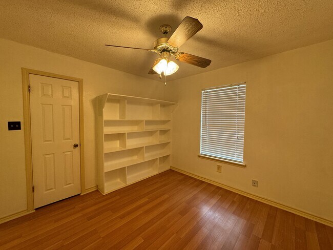Building Photo - 7126 Fort Collins Dr