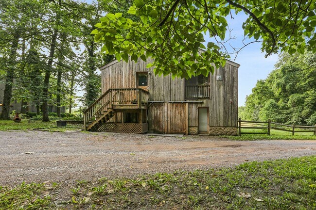 Building Photo - 9625 Hoffman Seachrist Road, Walkersville,...