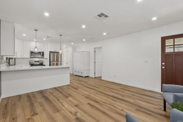 Building Photo - 1134 S Orange St