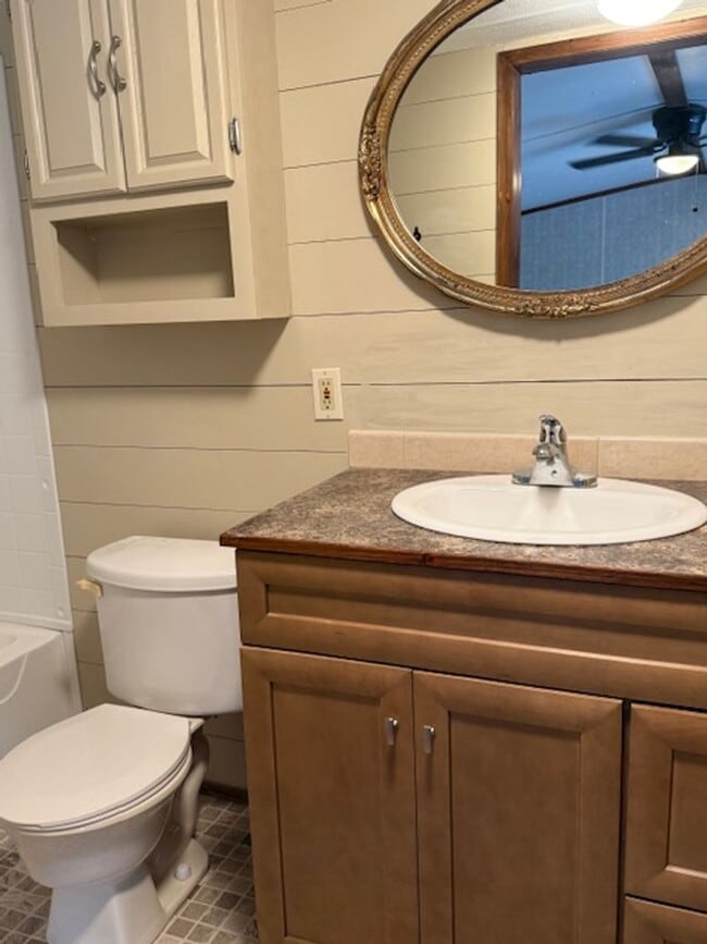 Building Photo - Greenback 37742 - 3 bed 2 bath mobile home - Lease-to-Own Option -  call Troy Adams 865-233-6949