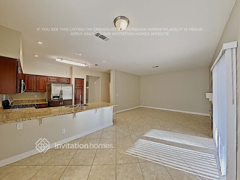 Building Photo - 9405 Valencia Canyon Dr