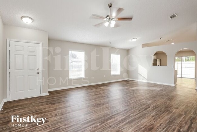 Building Photo - 6671 Gentle Oaks Dr N