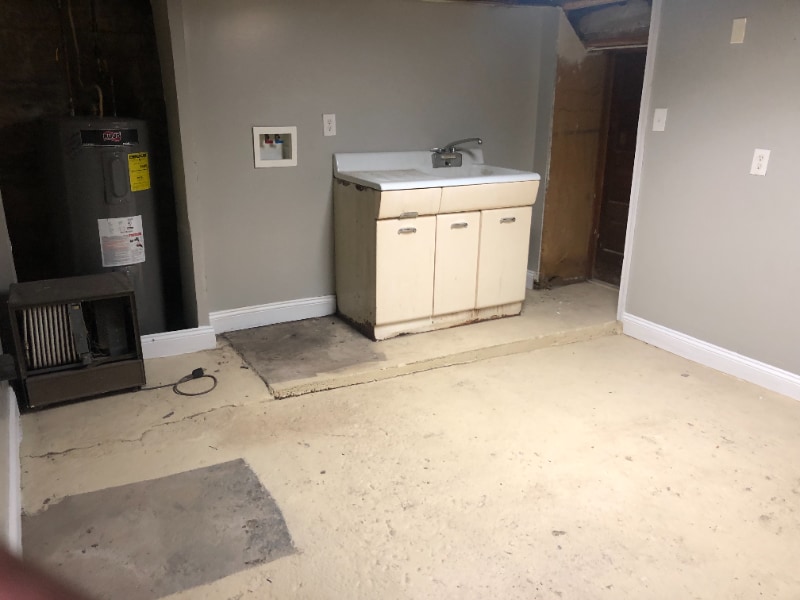 Building Photo - 21 S Loveland Ave