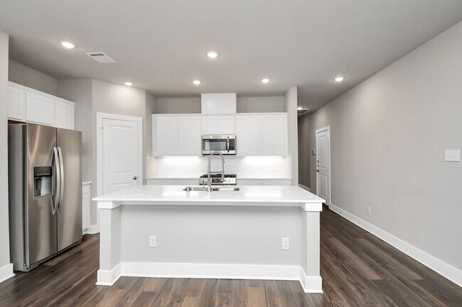 Building Photo - Beech