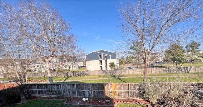 Building Photo - 3311 Whitebud Dr