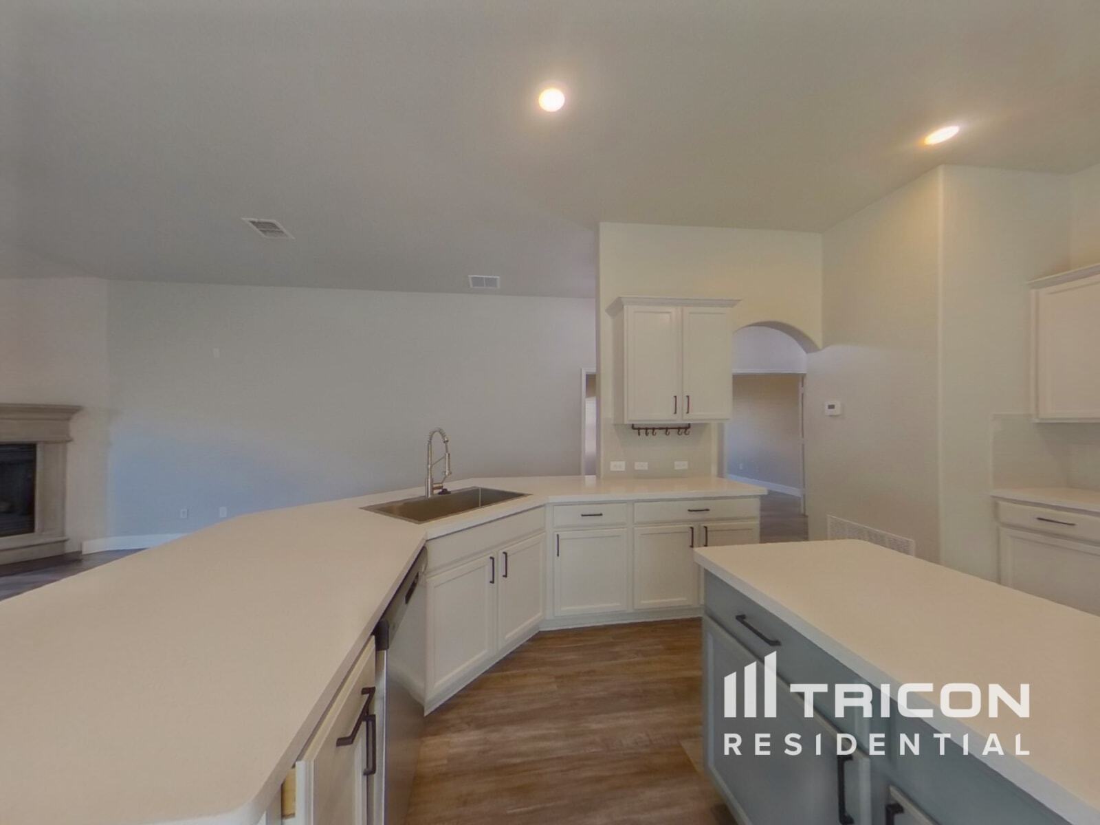 Building Photo - 1025 N Churchill Dr