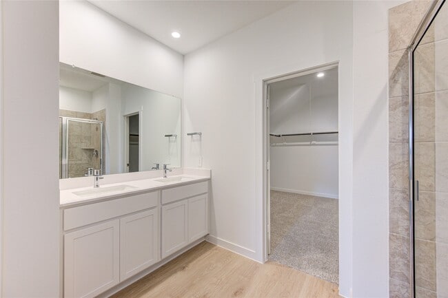 Building Photo - 31763 Margaret Woods Ln